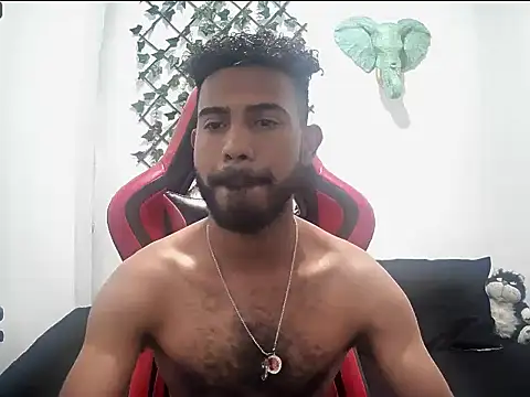 alberthot11 online show from 11/24/25, 09:47