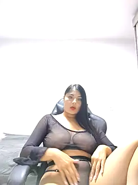 Laia torres1 online show from 02/09/26, 04:05