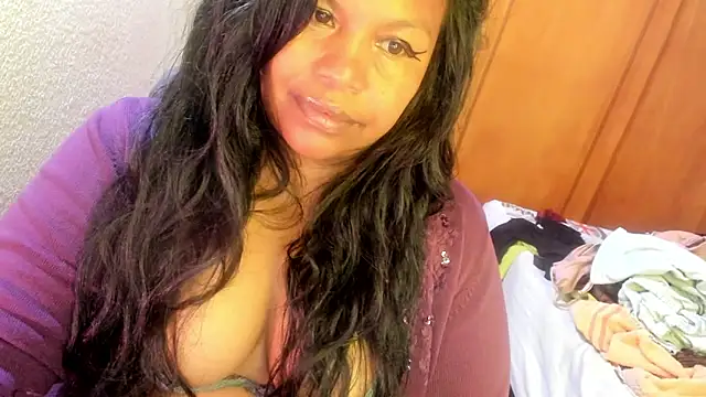 ebonycamelia online show from 04/21/26, 06:55