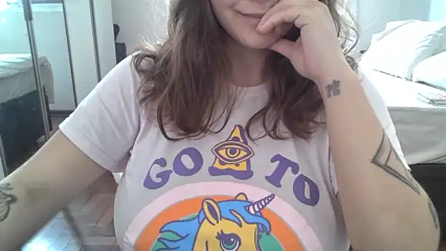 xxxluana online show from 04/18/26, 01:37