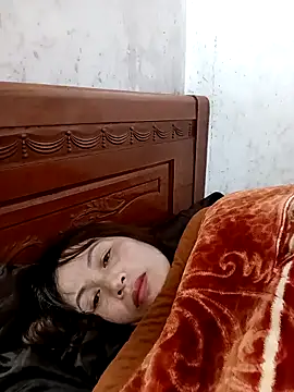 Snapshot of Stella-456 chatting on 12/21/25, 09:05 Stella-456 online show from 12/21/25, 09:05