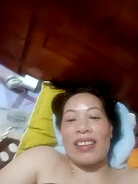 Snapshot of Stella-456 chatting on 03/18/26, 02:04 Stella-456 online show from 03/18/26, 02:04