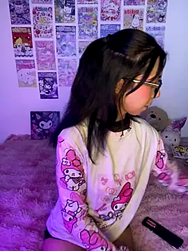 Valen-Foxx1 online show from 12/18/25, 06:08