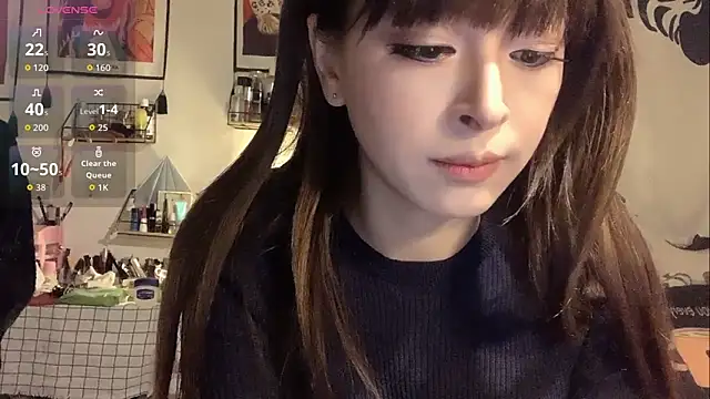 coco-jiang online show from 12/04/25, 03:32