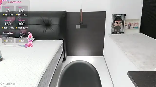 TuTu-077 online show from 07/04/26, 12:55