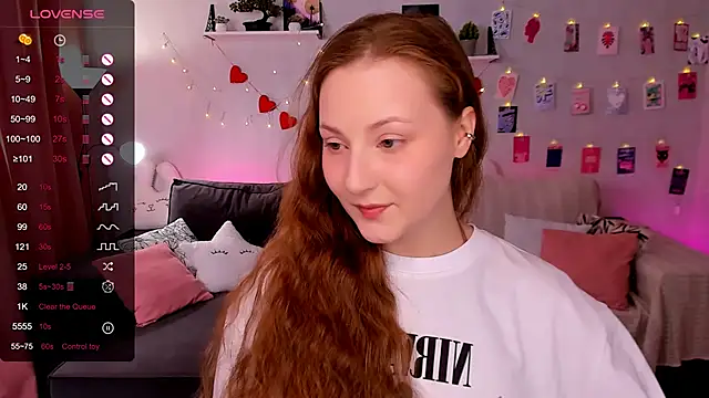 velvet cherry  online show from 03/15/26, 08:53