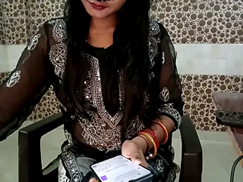 Sassy Shanvi online show from 04/03/26, 01:03