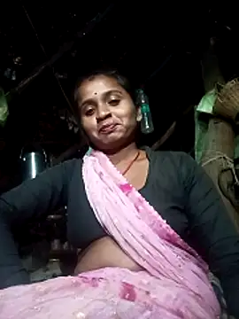 Hot erion online show from 11/30/25, 01:15