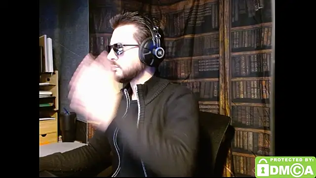 justshutupandwatch online show from 11/25/25, 06:24