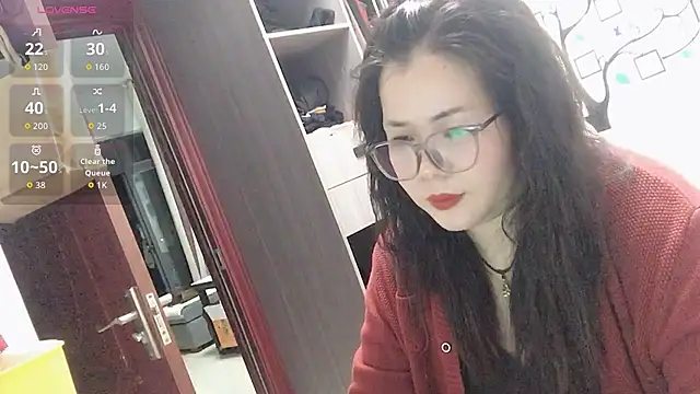 Snapshot of Huahua3187 chatting on 12/01/25, 10:31 Huahua3187 online show from 12/01/25, 10:31