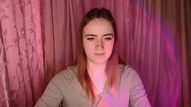 Illa May online show from 12/14/25, 12:21