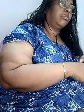 Riya-mallus online show from 11/30/25, 07:45