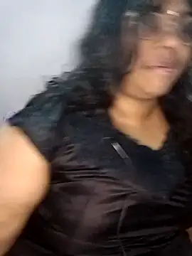 Riya-mallus online show from 12/02/25, 04:02