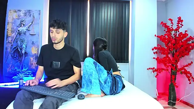 dracke and zara online show from 04/13/26, 01:16