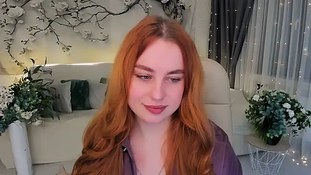 Snapshot of AirySilhouette chatting on 11/29/25, 02:47 AirySilhouette online show from 11/29/25, 02:47