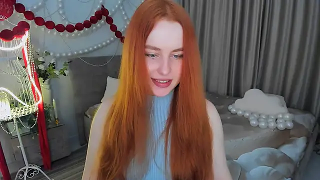 AirySilhouette online show from 02/11/26, 01:10