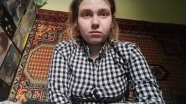 KikiBang online show from 03/25/26, 09:37