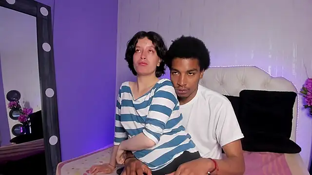 CoralAndOcean  online show from 12/03/25, 01:09