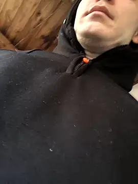 Spielzeugtwink online show from 11/22/25, 01:10