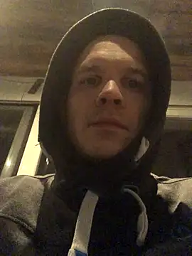 Spielzeugtwink online show from 01/08/26, 11:07