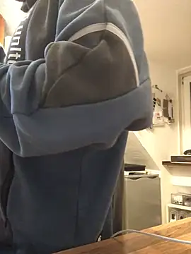 Spielzeugtwink online show from 03/04/26, 10:05