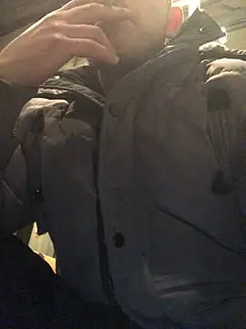 Spielzeugtwink online show from 03/19/26, 07:51