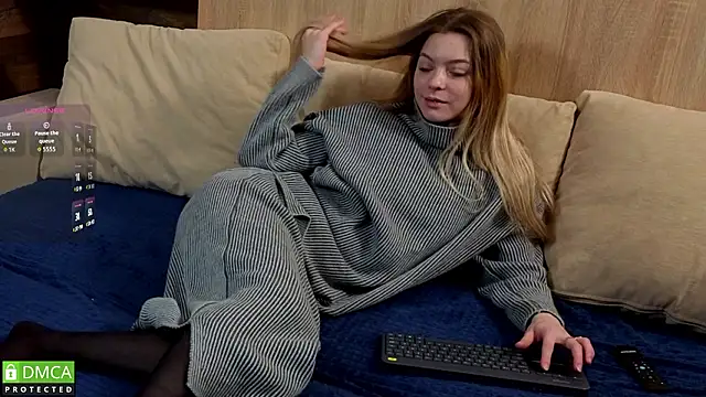 EmilieLong online show from 01/15/26, 02:21