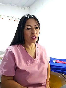 Snapshot of JustSamantha_ chatting on 04/27/26, 11:08 JustSamantha online show from 04/27/26, 11:08