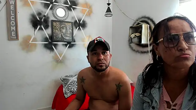 StephaniaAndRandy online show from 11/26/25, 04:08