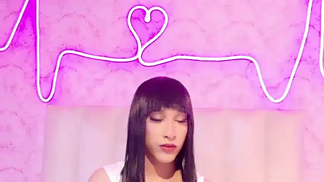 Atenea Mendoza online show from 03/06/26, 07:32