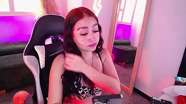 vallolett online show from 04/27/26, 07:34