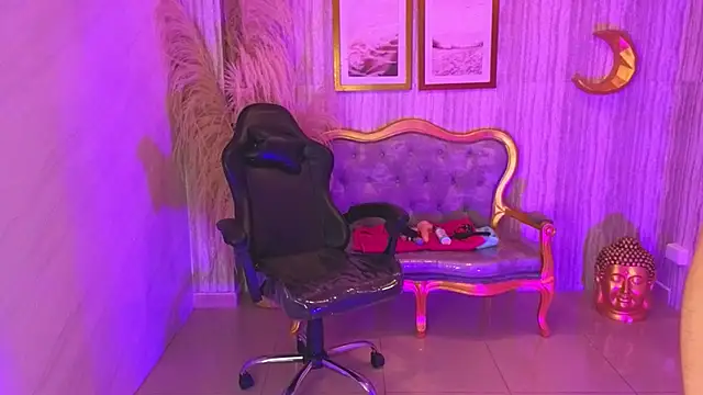 lexie s online show from 12/22/25, 08:17