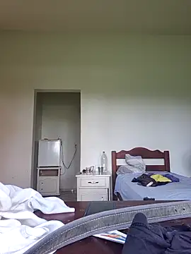 nori dunda online show from 03/10/26, 02:22