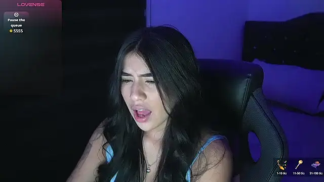 leyla sanss online show from 11/20/25, 12:33