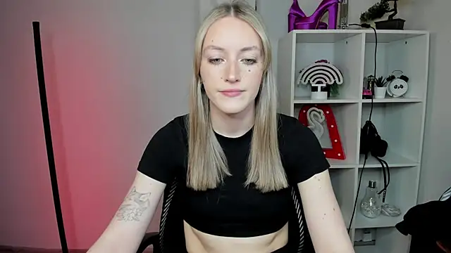 EvelynBlond online show from 02/27/26, 01:33