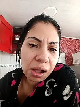 Snapshot of sarasol22 chatting on 11/20/25, 07:02 sarasol22 online show from 11/20/25, 07:02