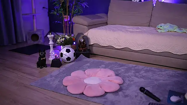 AlessiaDebbie online show from 07/06/26, 08:11