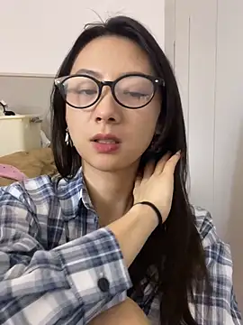 Jinmi125216 online show from 04/15/26, 10:32