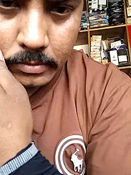 Roy   121 online show from 05/30/26, 09:39