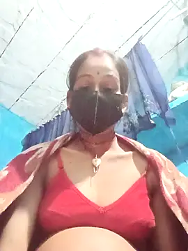 Snapshot of Nandani-758 chatting on 12/20/25, 10:39 Nandani-758 online show from 12/20/25, 10:39