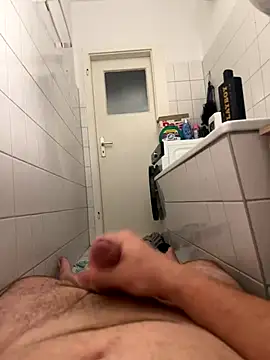 Snapshot of Paul_Klein20000 chatting on 12/01/25, 06:24 Paul Klein20000 online show from 12/01/25, 06:24