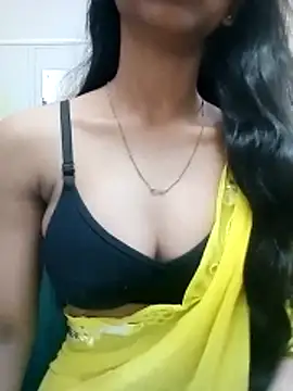 Roja   online show from 02/11/26, 04:28