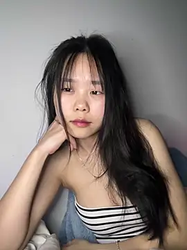 Kiee-lee online show from 03/17/26, 04:21