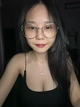 Kiee-lee online show from 07/12/26, 04:42