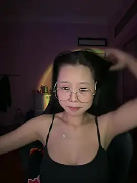 Kiee-lee online show from 07/24/26, 04:27