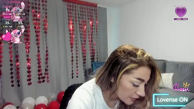 rossana doll online show from 02/13/26, 07:48