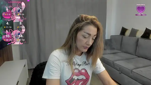 rossana doll online show from 03/30/26, 07:20