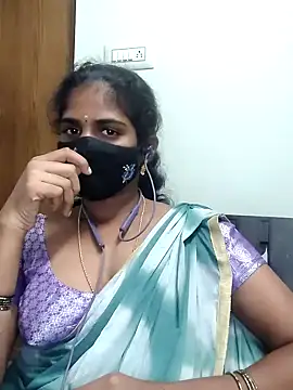 devisree143 online show from 11/25/25, 02:17