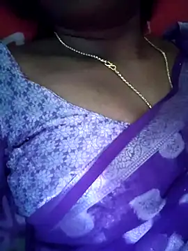 devisree143 online show from 11/30/25, 07:23