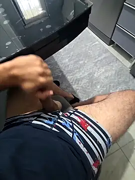 cesmegenc98 online show from 11/20/25, 01:22